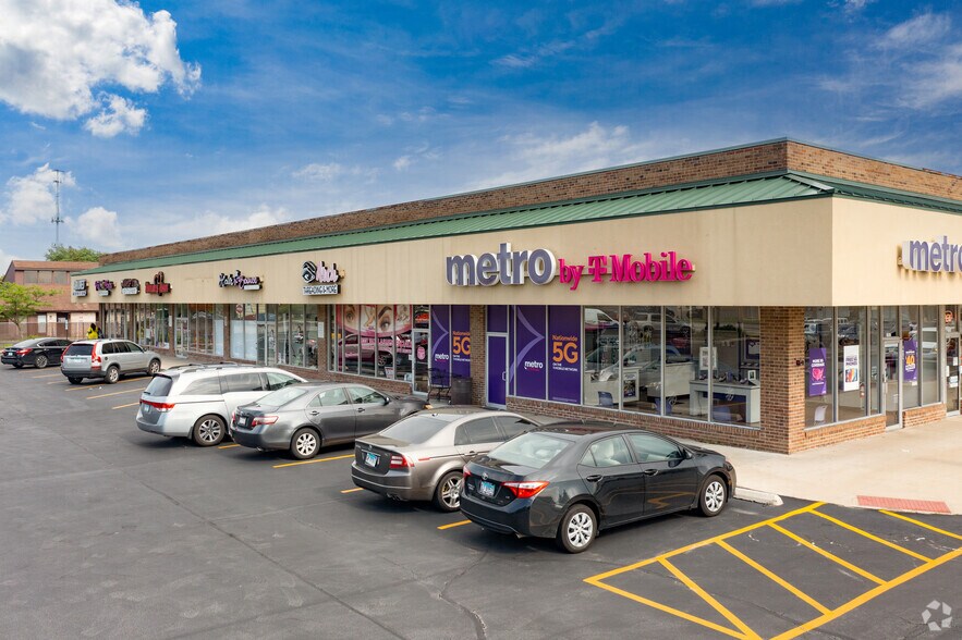 1750117559 S Kedzie Ave, Hazel Crest, IL 60429 Storefront For Sale