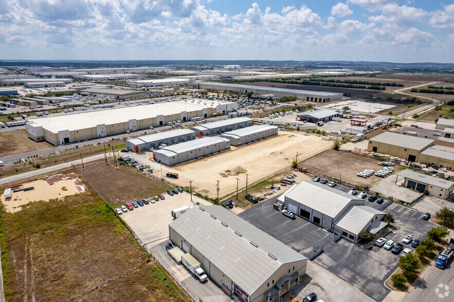 More Photos Of 7637 FM 3009, Schertz Light Distribution For Sale