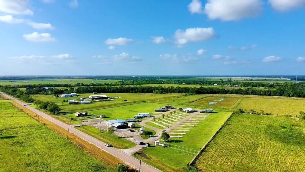More Photos Of 24313 County Rd 46, Angleton Trailer Camper Park For Sale