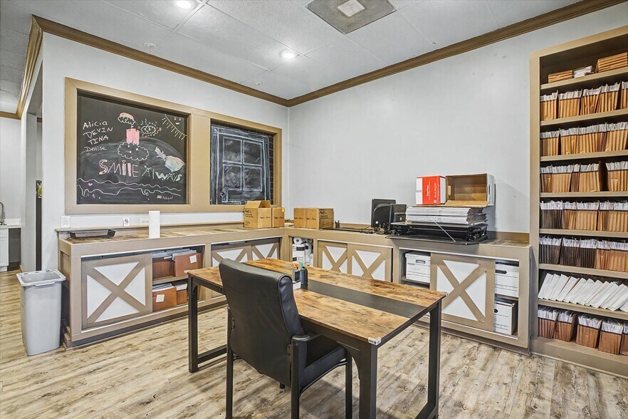 More Photos Of 1740 & 1742 Thomasville Rd., Tallahassee Office For Sale