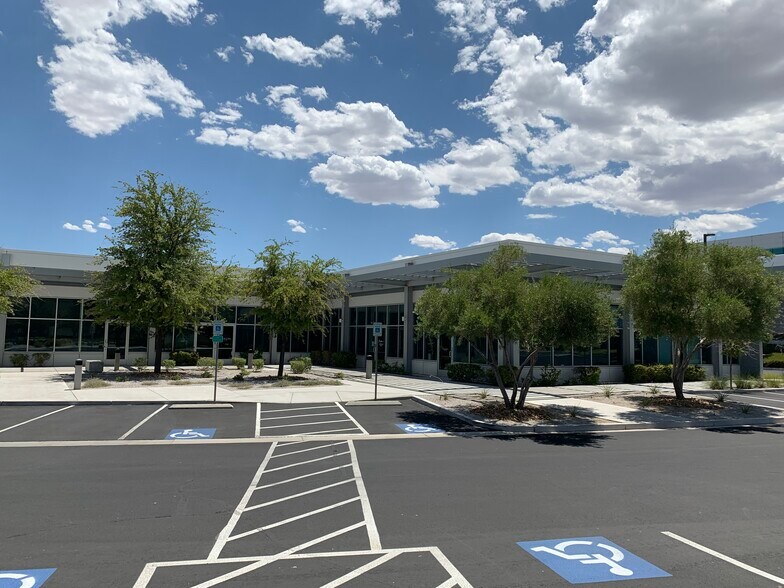 More Photos Of 6650 Via Austi Pky, Las Vegas Office For Lease