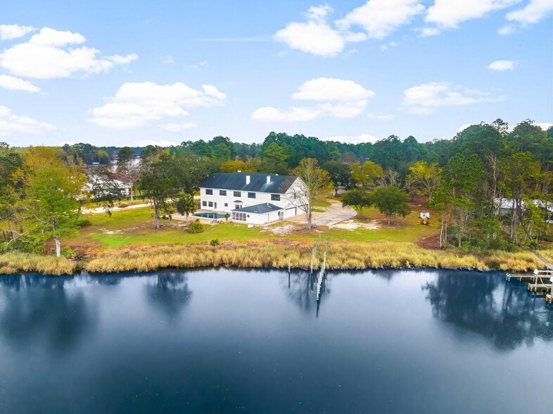 More Photos Of 680 Mallet Bayou Rd, Freeport Lodge Meeting Hall For Sale