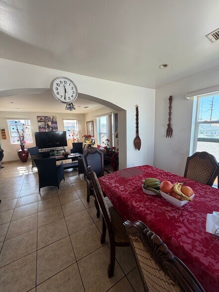 More Photos Of 10923 S Inglewood Ave, Inglewood Apartments For Sale