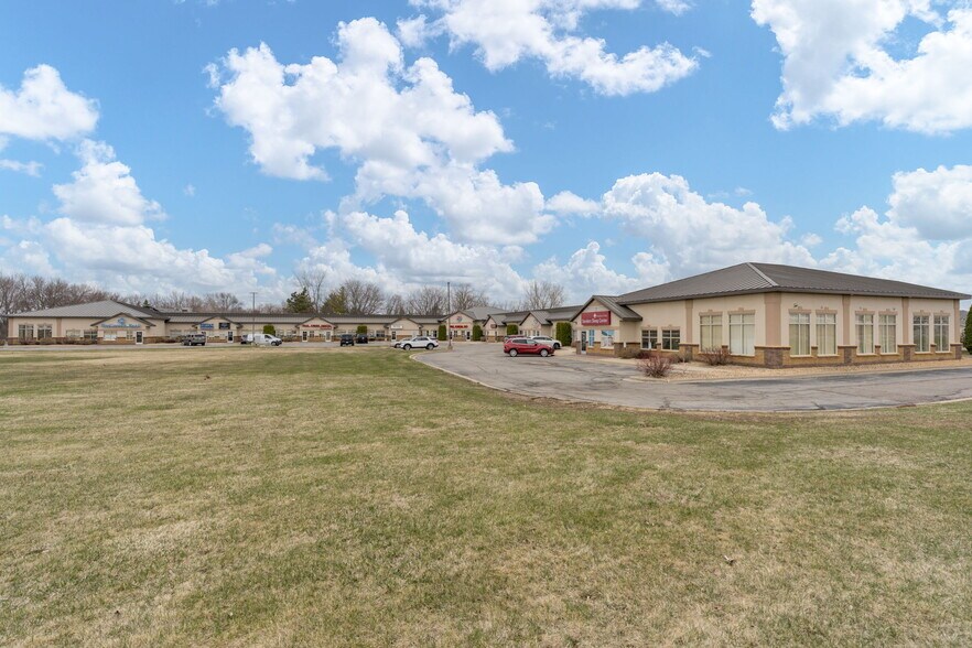 More Photos Of 120 Augusta Ct N, Mankato General Retail For Sale