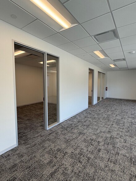 More Photos Of 20327 W Interstate 10, San Antonio Office For Lease
