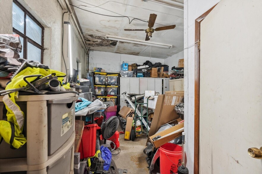 More Photos Of 1271 Harker St, Dayton Auto Repair For Sale