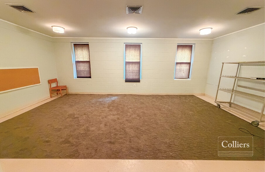 More Photos Of 1410 Sunnyside Dr, Columbia Specialty For Sale