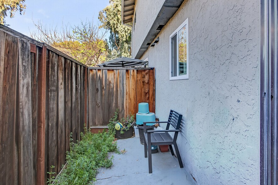 More Photos Of 955 Vermont St, San Jose Apartments For Sale