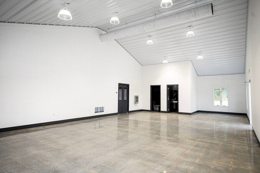 More Photos Of 2300 Industry Ct, Forest Hill Light Manufacturing For Lease