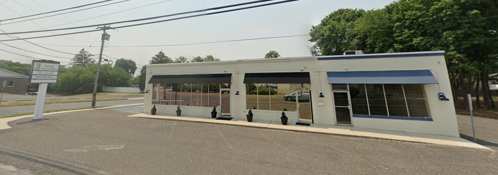 More Photos Of 701 N Main St, Glassboro Freestanding For Lease