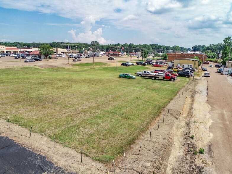 More Photos Of 624 Hwy 6/Mississippi 278, Batesville Land For Sale
