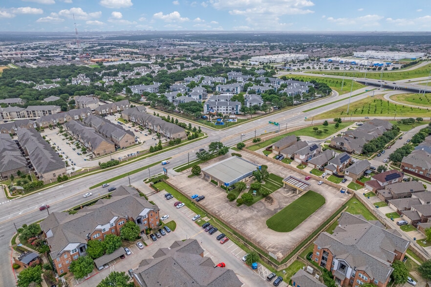 More Photos Of 2345 E State Highway 121, Lewisville Contractor Storage Yard For Sale