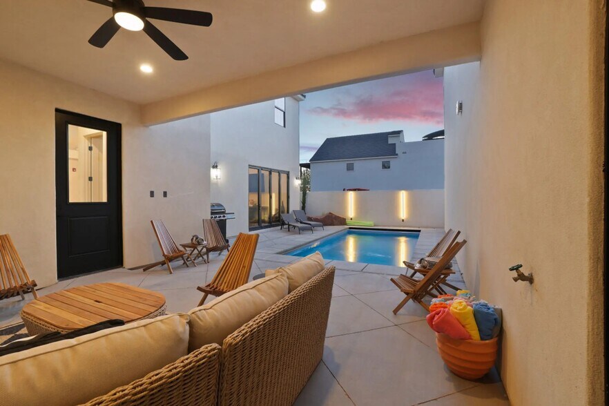 More Photos Of 4346 W Canterbury Rd, Hurricane Multifamily For Sale