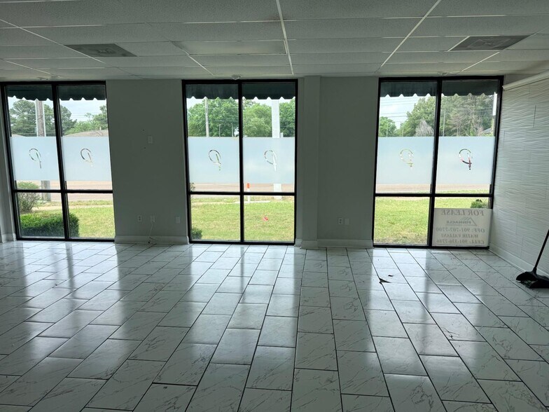 More Photos Of 6039 Knight Arnold Rd Ext, Memphis Office For Lease