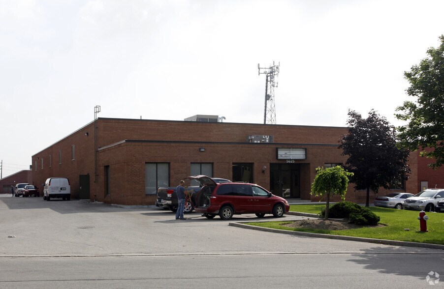 Primary Photo Of 5625 Timberlea Blvd, Mississauga Manufacturing For Lease