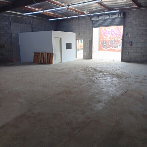 More Photos Of 1120 E 14th Pl, Los Angeles Refrigeration Cold Storage For Sale