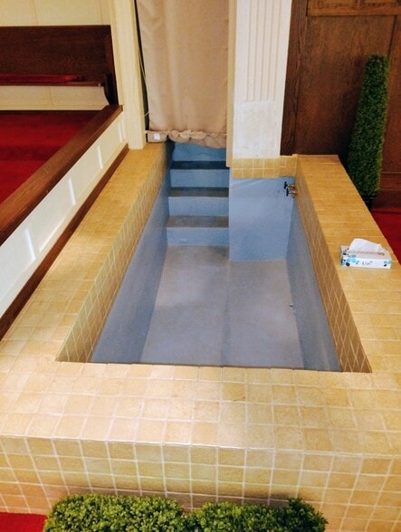 More Photos Of 906 Elm St, Coffeyville Religious Facility For Sale