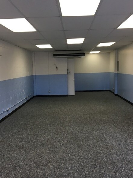 More Photos Of 534-554 Olive Ave, Wahiawa Storefront Retail Office For Lease