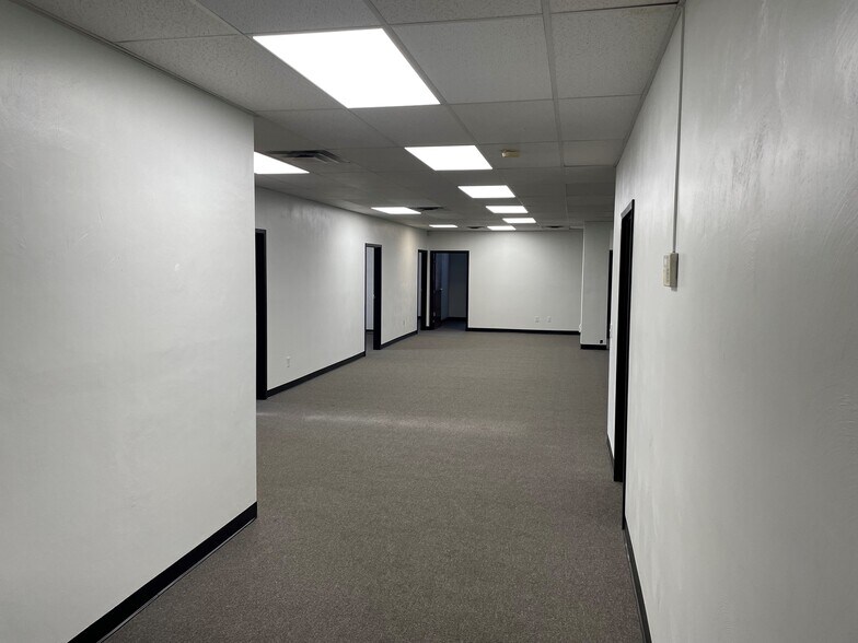 More Photos Of 138 S Rosemont Rd, Virginia Beach Medical For Lease