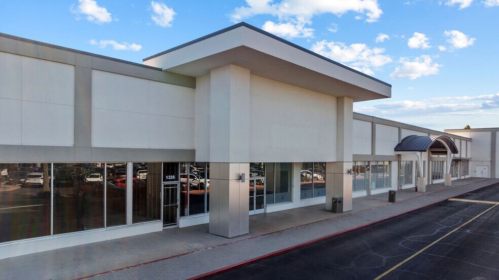 More Photos Of 1262-1342 S Country Club Dr, Mesa General Retail For Lease