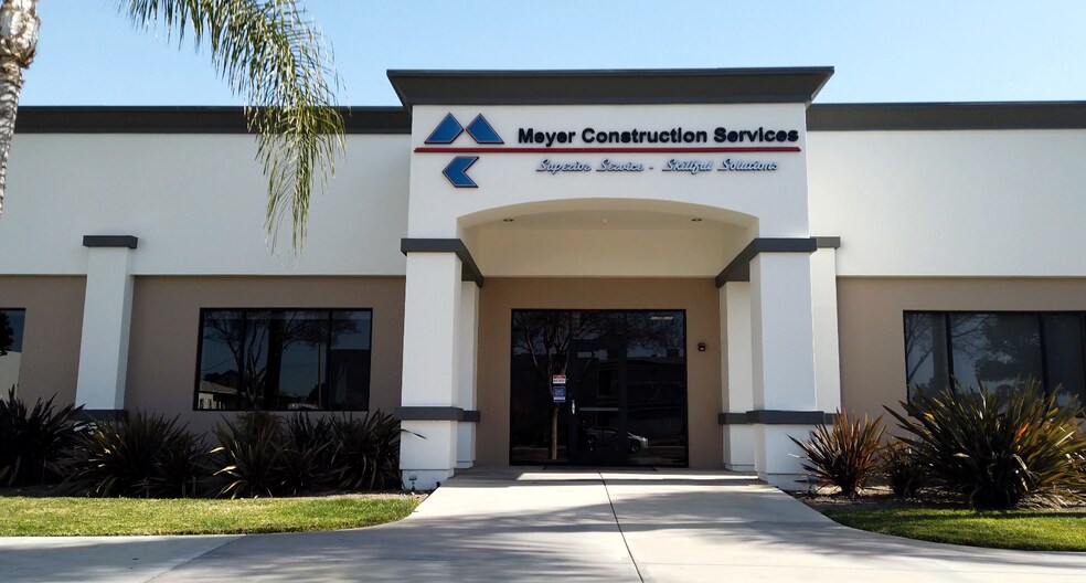 Primary Photo Of 1927 N Glassell St, Orange Light Manufacturing For Lease