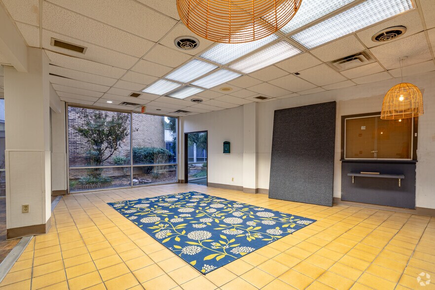 More Photos Of 4800 Texas Blvd, Texarkana Medical For Lease