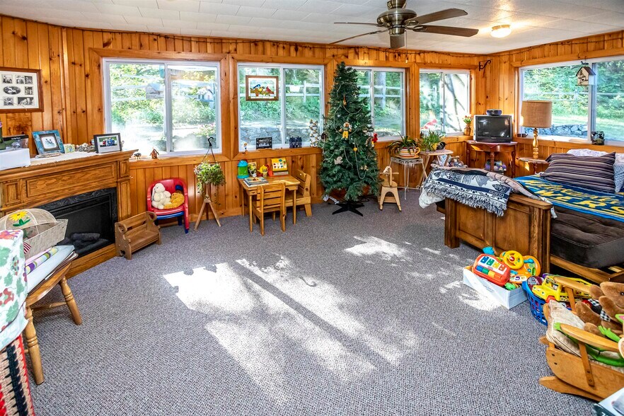 More Photos Of N9581 US Highway 12, Merrillan Restaurant For Sale