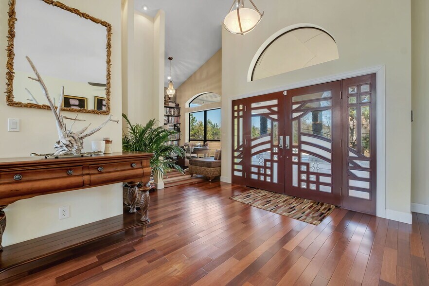 More Photos Of , Quincy Unknown For Sale