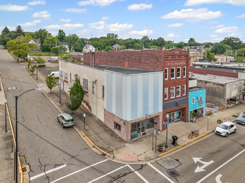 More Photos Of 361 E Main St, Alliance Storefront Retail Office For Sale