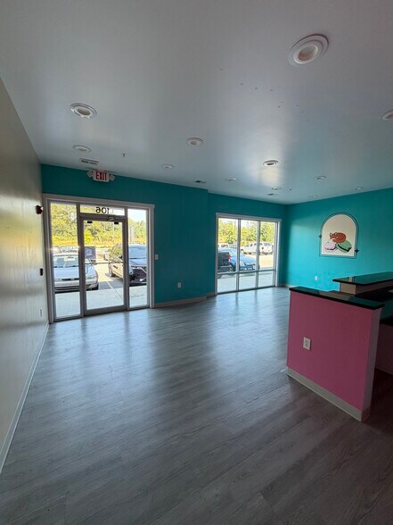 More Photos Of 1040 Gables Dr, Forest Apartments For Lease