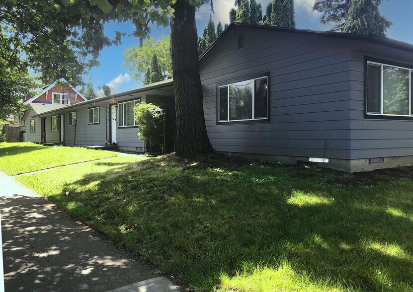 Primary Photo Of 9404-9416 N Lombard St, Portland Apartments For Sale