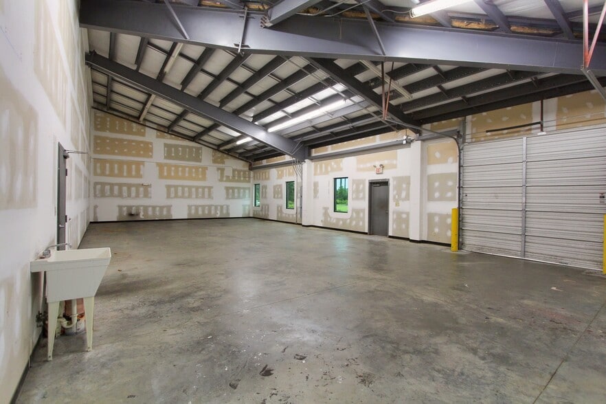 More Photos Of 2240 N Douglas St, Florence Office For Lease
