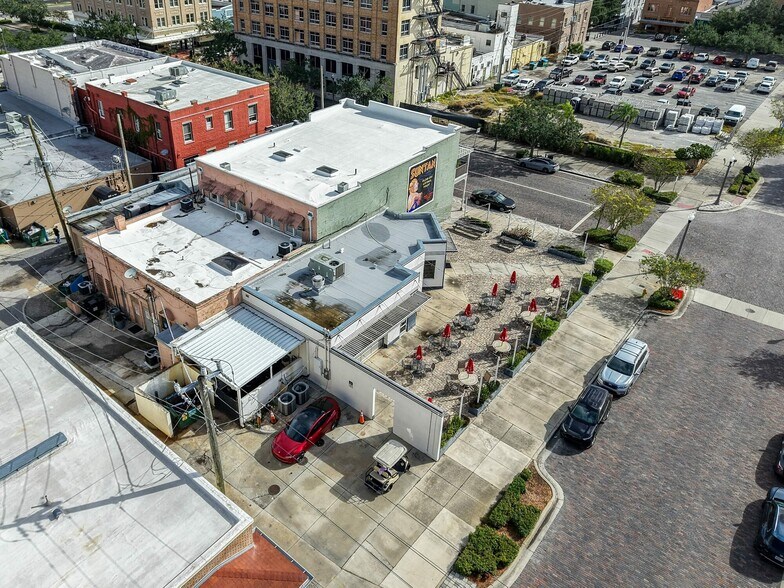 More Photos Of 120 S Park Ave, Sanford Storefront For Sale