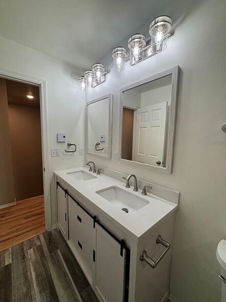 More Photos Of 1747 Oakdale Ave, Green Bay Apartments For Sale
