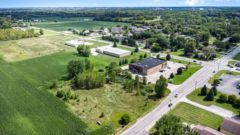 More Photos Of 1470 Tittabawassee Rd, Saginaw Drugstore For Sale