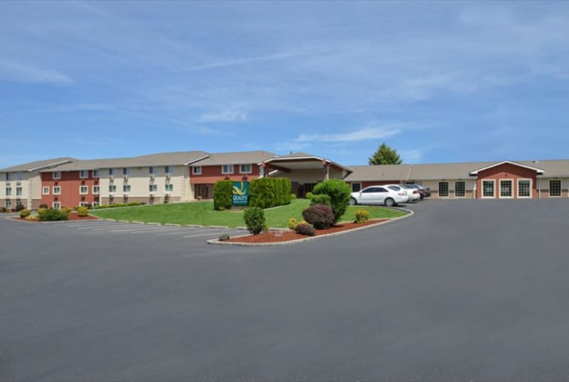 Primary Photo Of 520 N 2nd Ave, Walla Walla Hotel For Sale