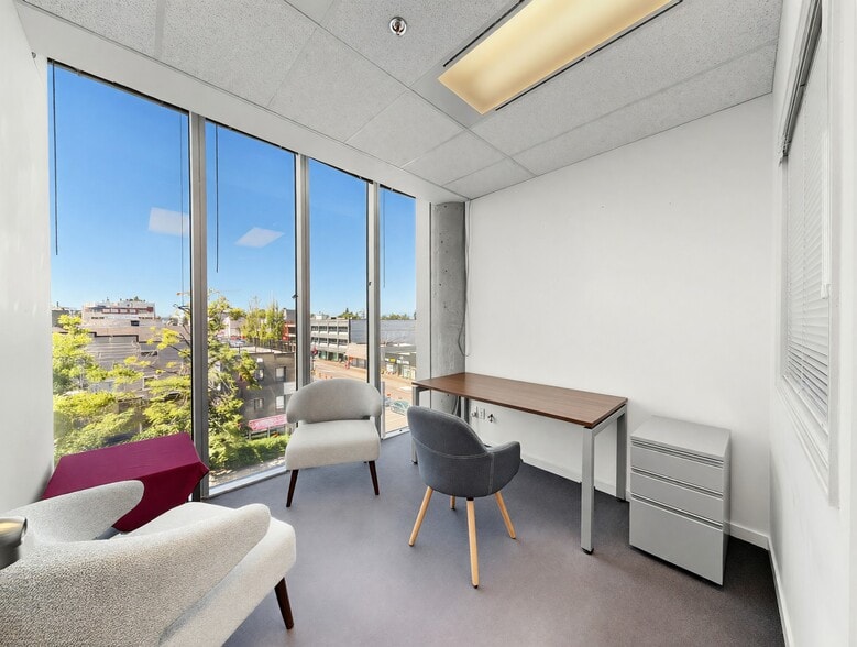 More Photos Of 1788 Broadway W, Vancouver Healthcare For Sale