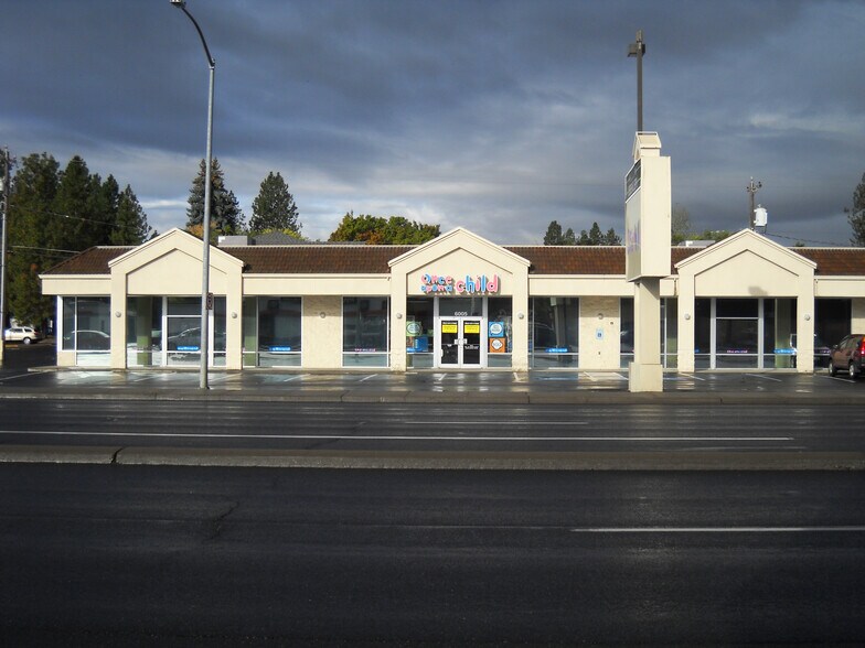 More Photos Of 6005-6011 N Division St, Spokane Freestanding For Lease