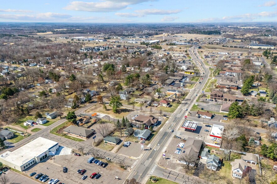 More Photos Of 38804 8th Ave, North Branch Office Residential For Sale