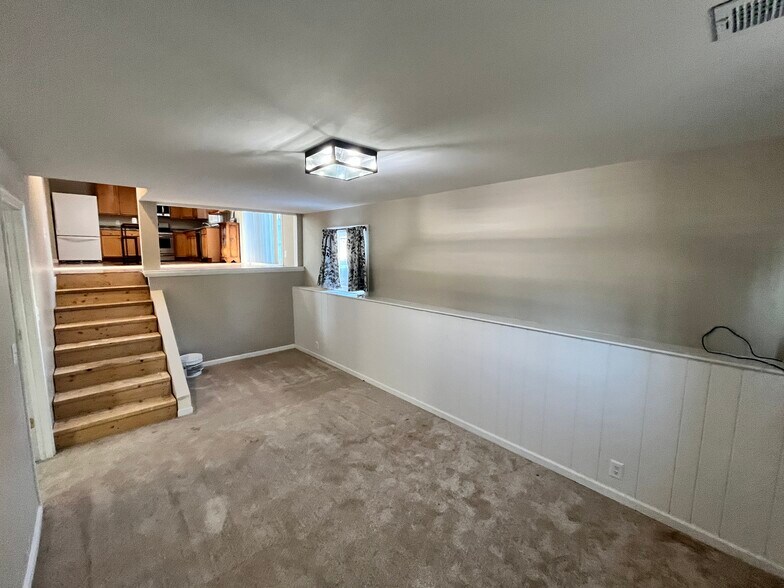 More Photos Of 260 Calumet St, Oswego Office For Sale