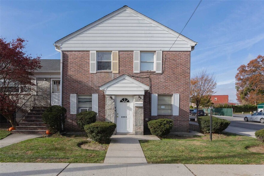 Primary Photo Of 2202 Utopia Pky, Whitestone Office For Lease