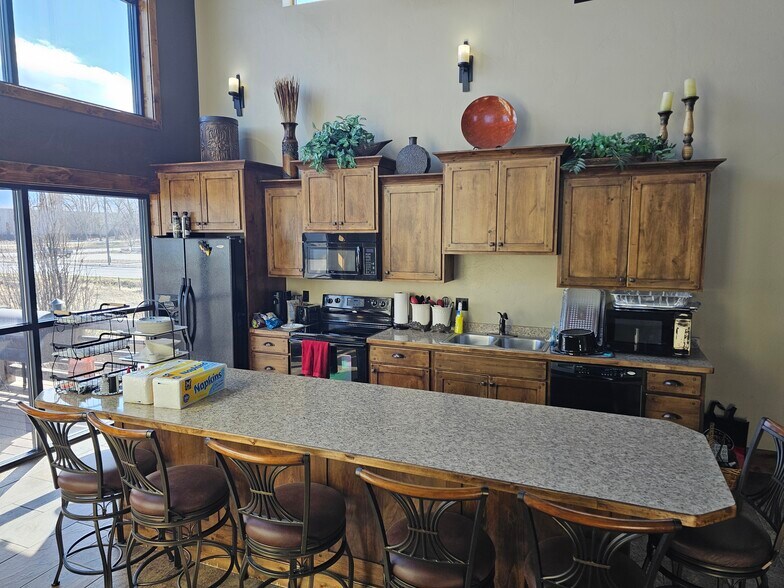 More Photos Of 58 N 1100 W, Payson Flex For Sale