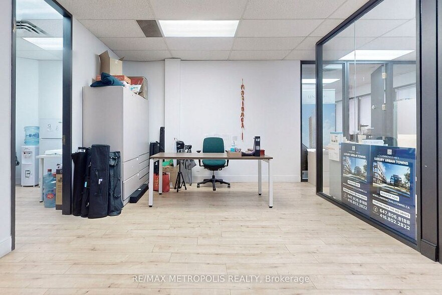 More Photos Of 7481 Woodbine Ave, Markham Office Residential For Lease