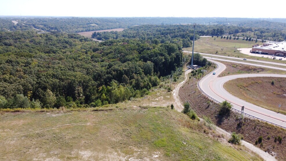 More Photos Of 2975 E McCarty St, Jefferson City Land For Sale