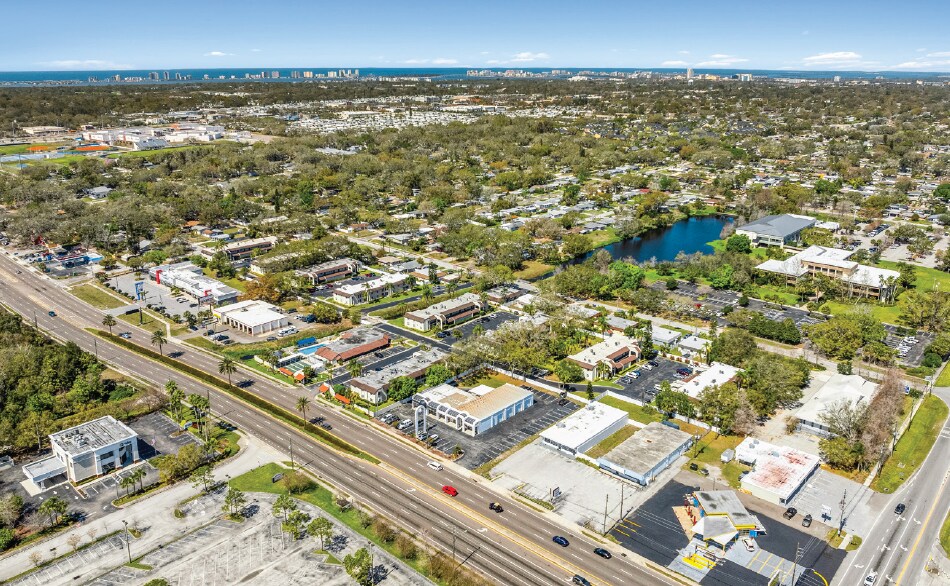 More Photos Of 1110 E Bay Dr, Largo Storefront Retail Office For Lease