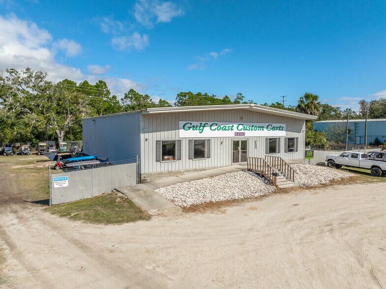 More Photos Of 631 W Us-98, Apalachicola General Retail For Sale