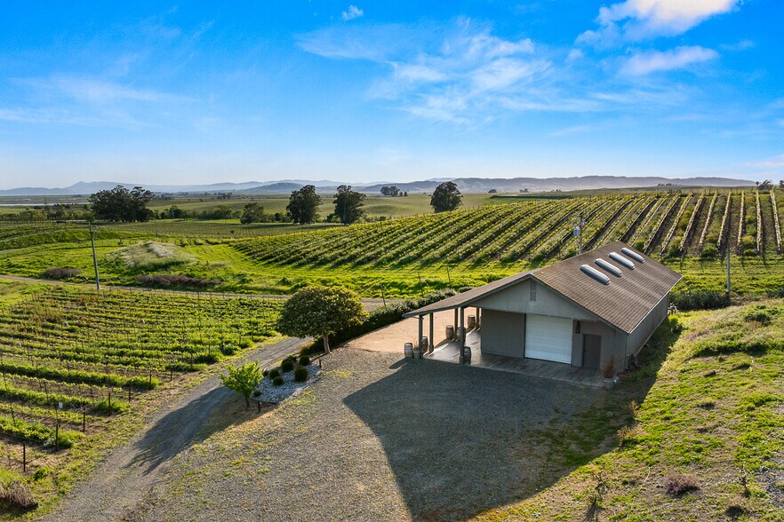 More Photos Of 2750 Las Amigas Rd, Napa Winery Vineyard For Sale