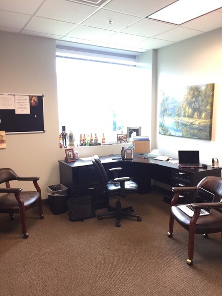 More Photos Of 480-518 W 800 N, Orem Medical For Lease