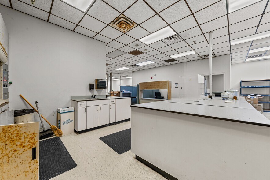 More Photos Of 2107 Black Creek Rd SE, Wilson Warehouse For Sale