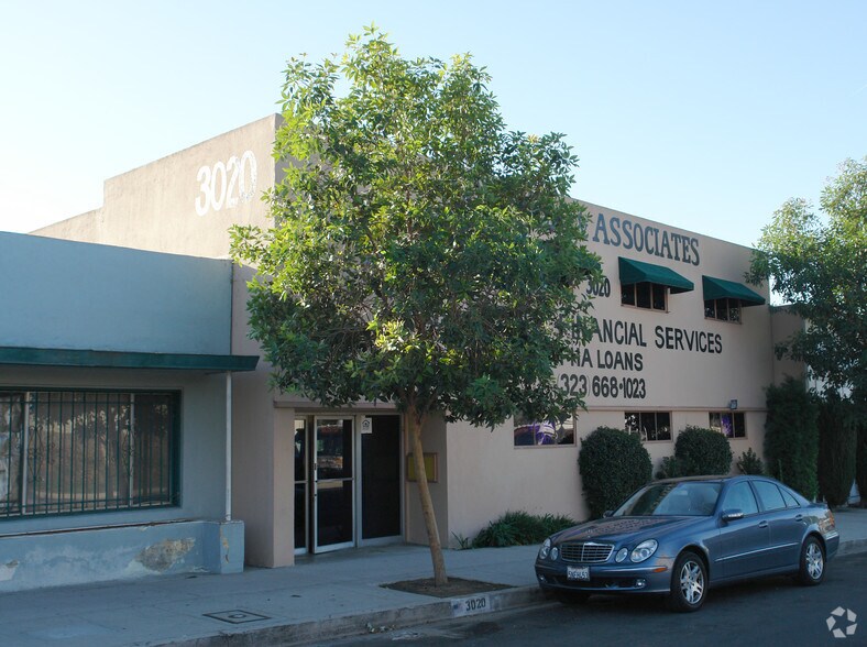 More Photos Of 3020 Glendale Blvd, Los Angeles Light Distribution For Lease